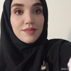 دکتر حانیه حاجی, دکتری حرفه‌ای پزشکی عمومی