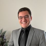 دکتر علی دادرس