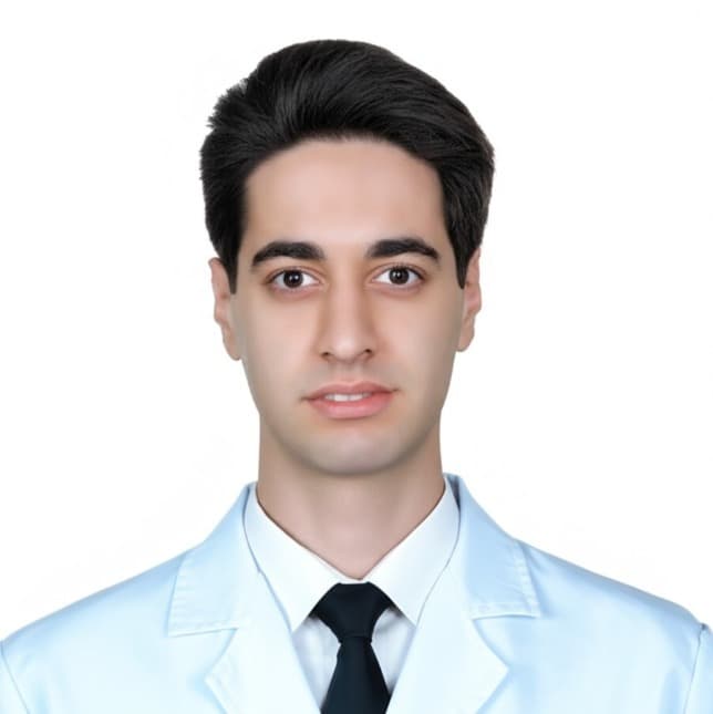 دکتر سینا فدائی, دکتری حرفه‌ای پزشکی عمومی