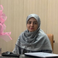 دکتر سمانه وحدت نیا
