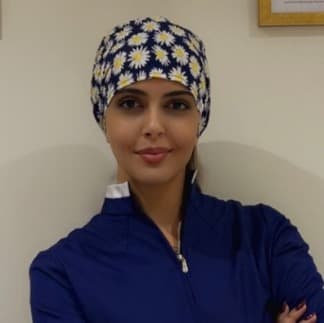 دکتر سبا افتخاری, دکتری حرفه‌ای دندانپزشکی