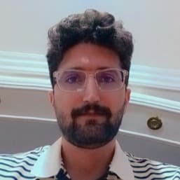 دکتر امین محمدی ریکا, دکتری حرفه‌ای پزشکی عمومی