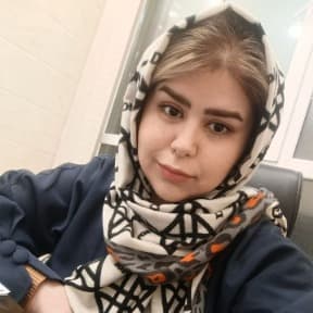 دکتر زهرا قمی, دکتری حرفه‌ای پزشکی عمومی