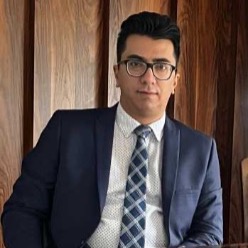 دکتر فرزاد موذنی