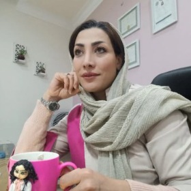 دکتر فاطمه صالحی