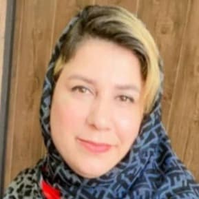 دکتر زهرا آزاد, کارشناس مامایی