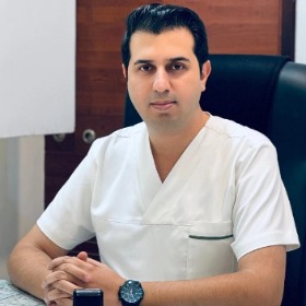 دکتر امیرمهدی وارسته پویا