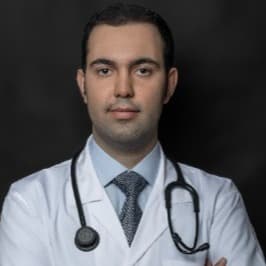 دکتر آرش آگوشی, دکتری حرفه‌ای پزشکی عمومی