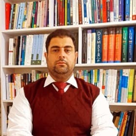 دکتر محمدجواد زارع مهرجردی, کارشناسی ارشد  روانشناسی بالینی