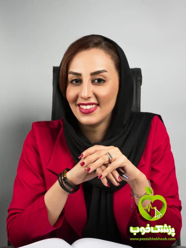 دکتر فتانه ریاحی فر