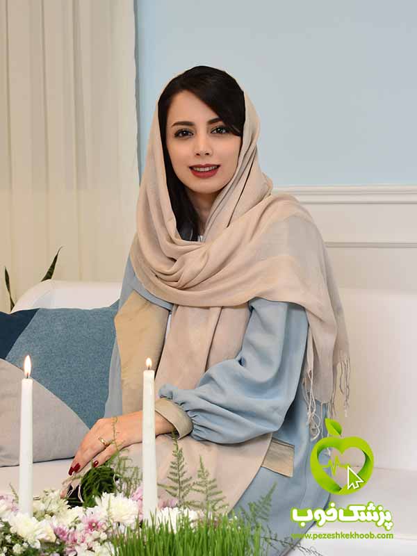 دکتر بهار خاکساری