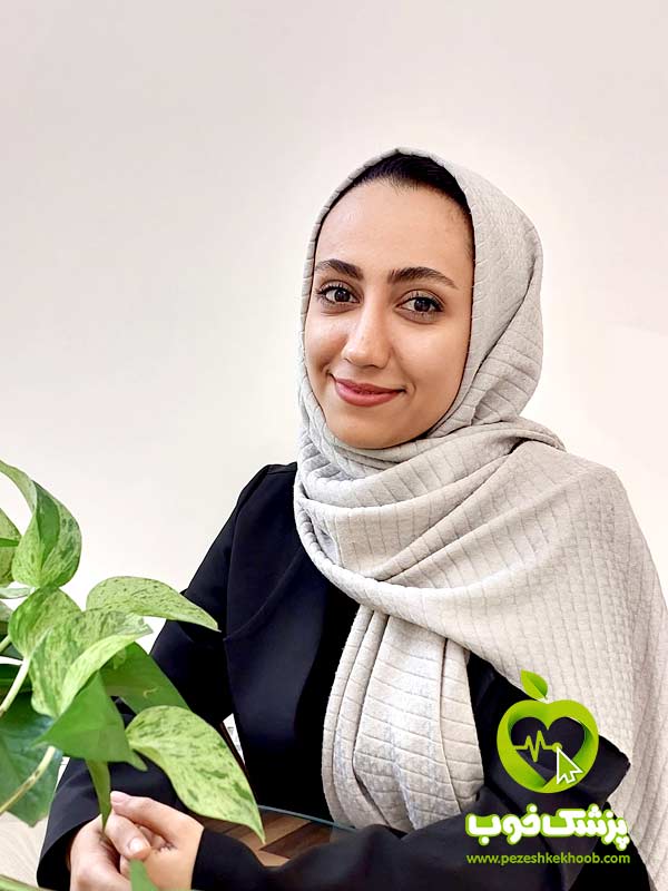 دکتر فائزه صلواتی