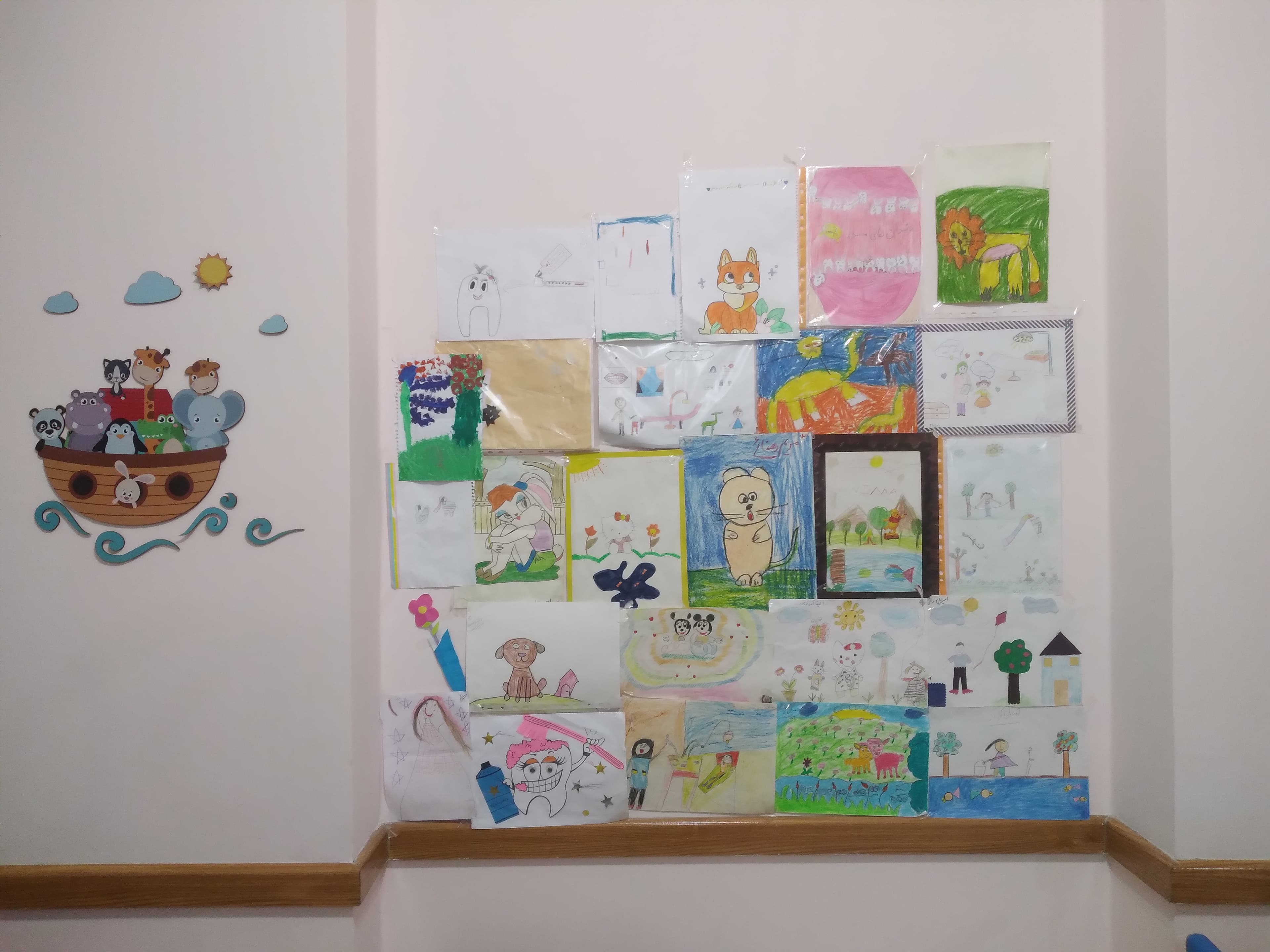 gallery-item