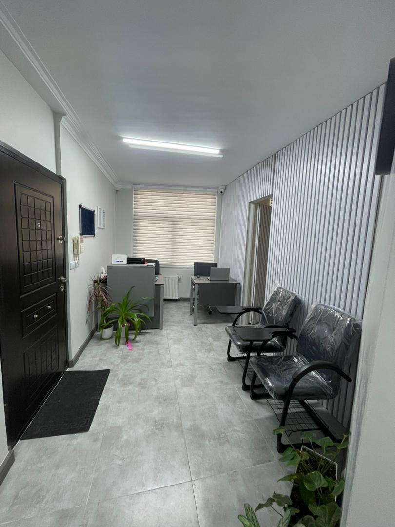 gallery-item