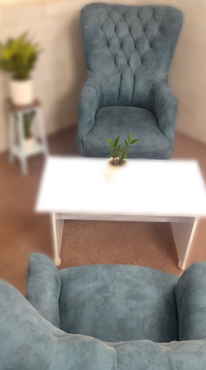 gallery-item
