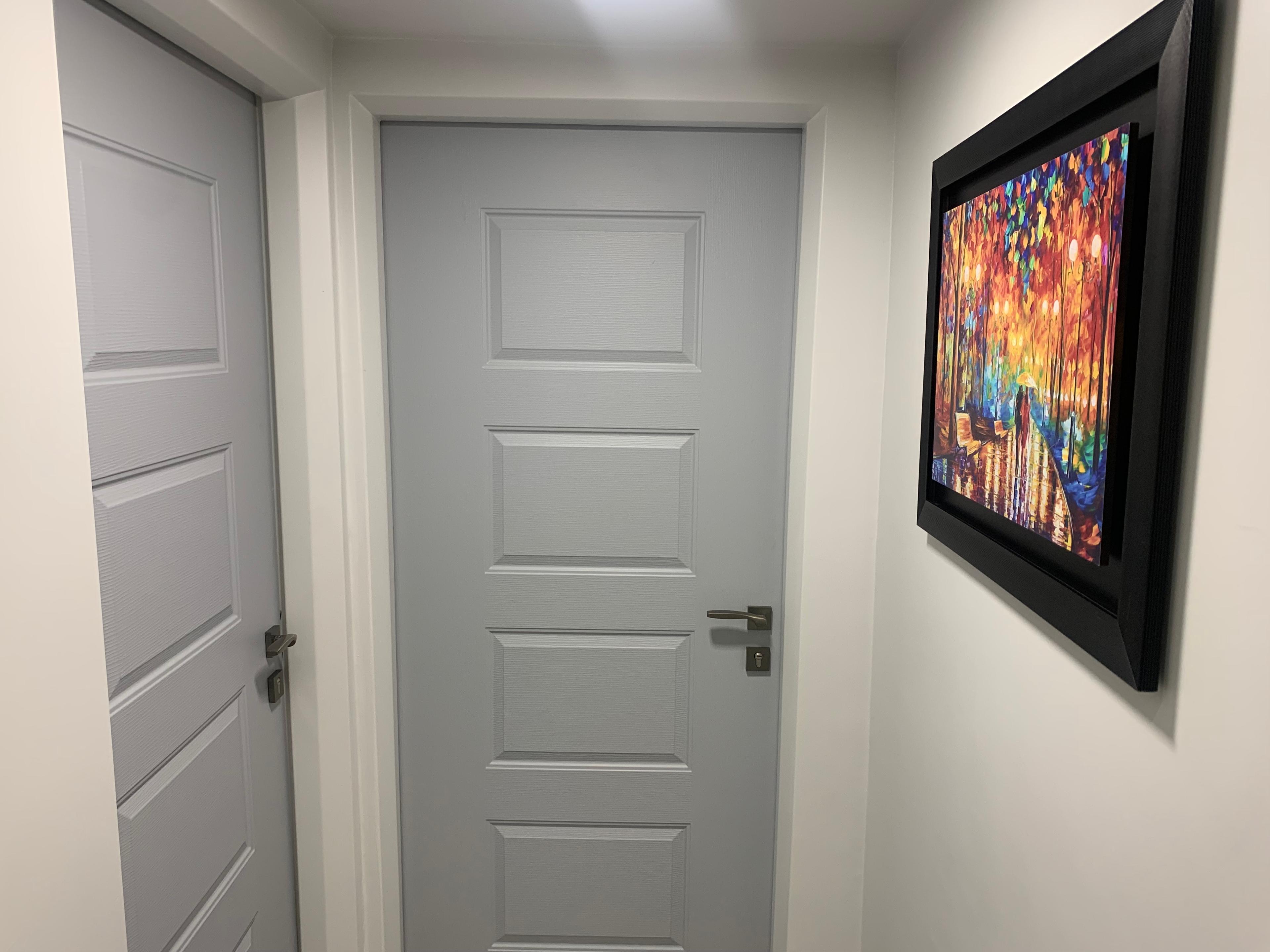 gallery-item