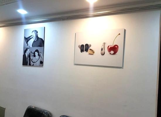 gallery-item
