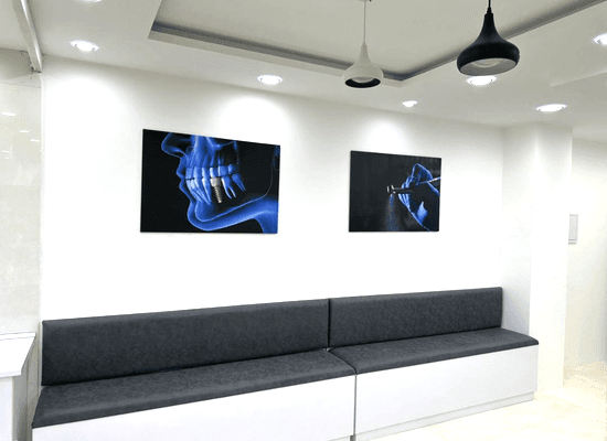 gallery-item