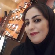 دکتر زهرا نام آوری