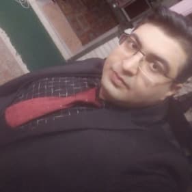 دکتر نوید شیروانی, متخصص داخلی