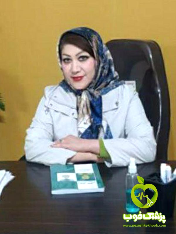 دکتر نادیا کریمی