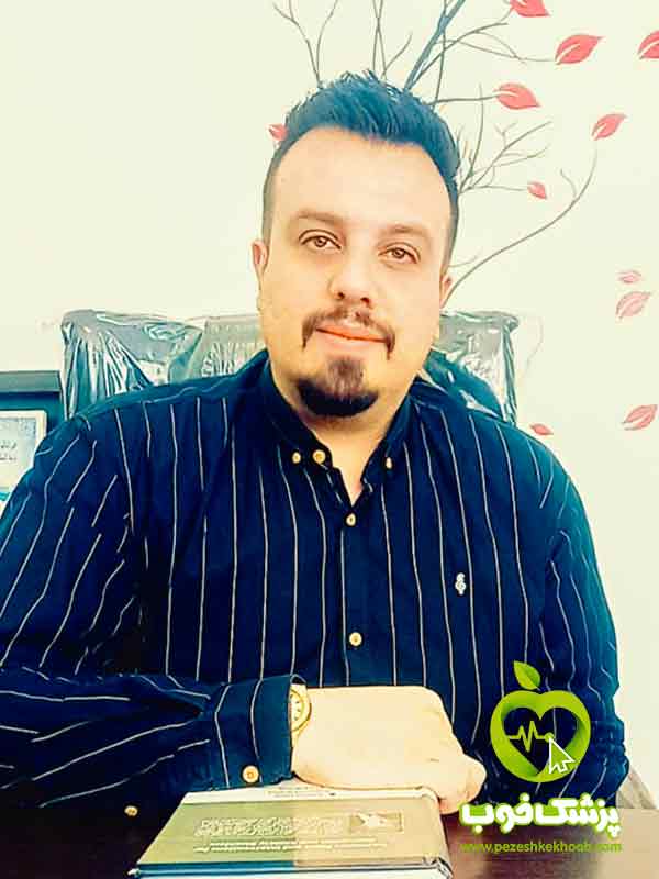 دکتر مهدی لاهوتی