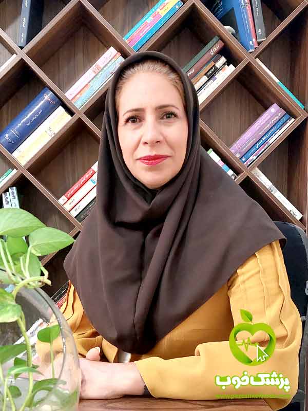 دکتر نیلوفر بال افکن