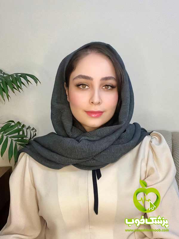 دکتر فاطمه رستمی