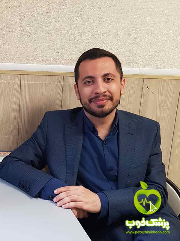 دکتر کورش اکرامی