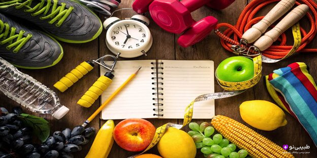 با اصلاح سبک زندگی، میتوان علائم تنبلی تخمدان (PCOS) را کاهش داد. تغذیه متعادل، فعالیت بدنی منظم، کنترل استرس و خواب کافی نقش مهمی در بهبود سلامت هورمونی و باروری دارند.