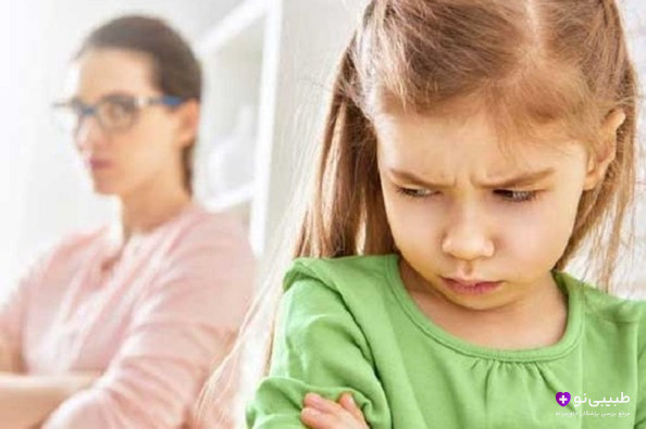 کودکی با نشانههای اختلال شخصیت مرزی مانند نوسانات شدید خلقی